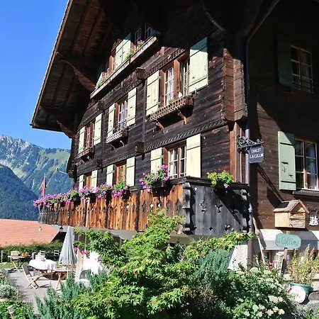 B&B De Charme Chalet La Colline Rossinière