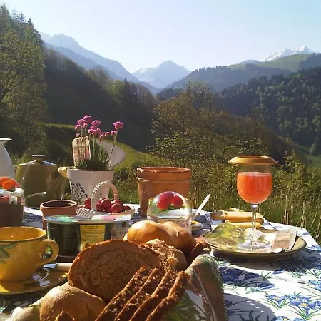 Frühstückspension De Charme La Colline *
